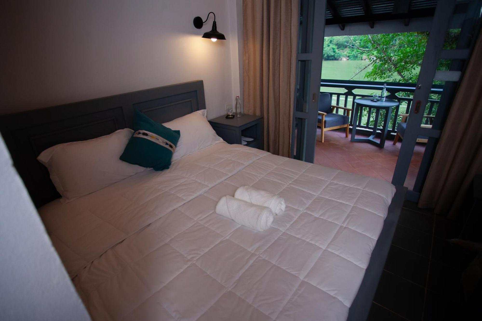 Dokchampa River View Villa Nong Khiaw Екстер'єр фото