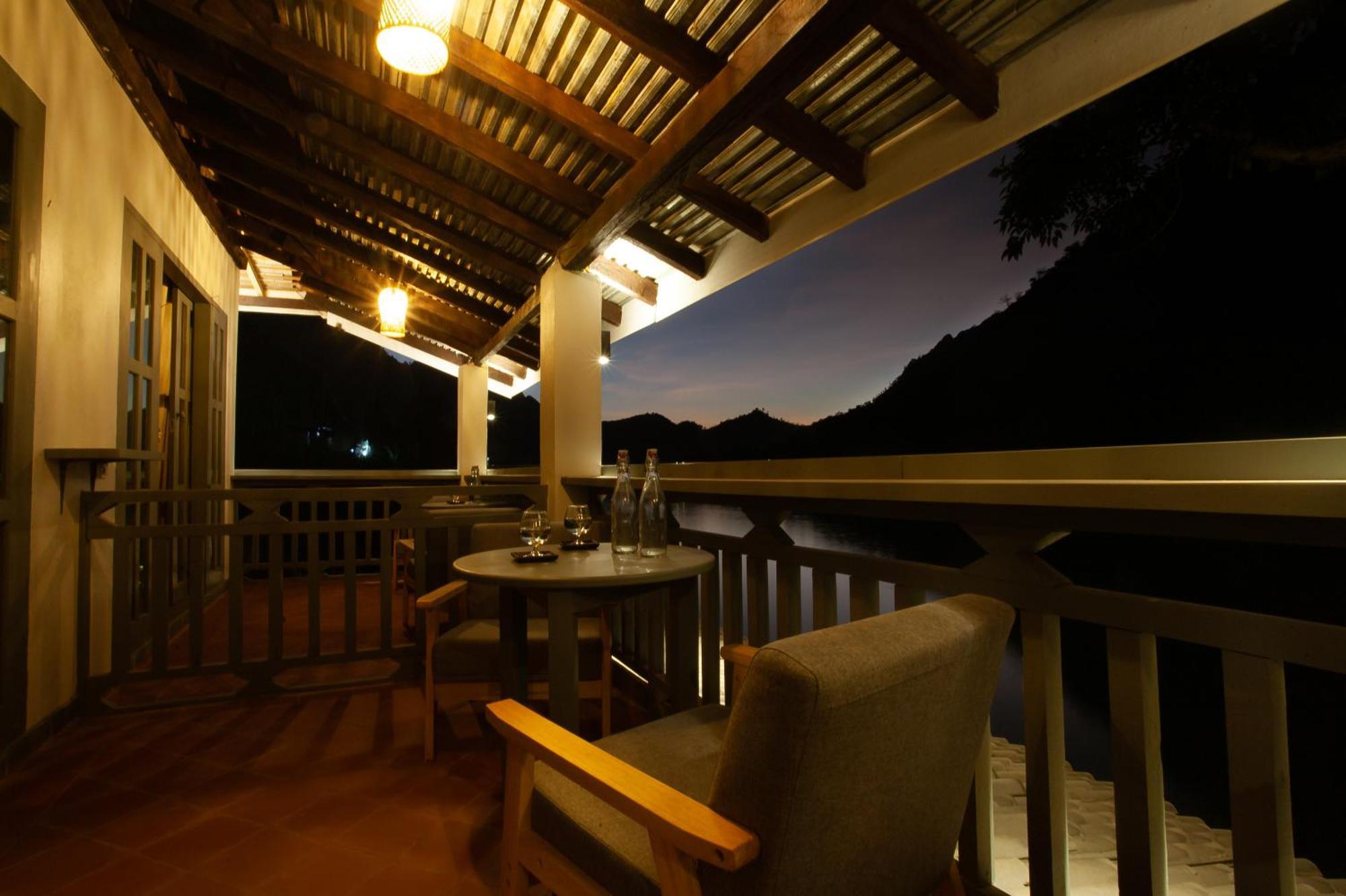 Dokchampa River View Villa Nong Khiaw Екстер'єр фото