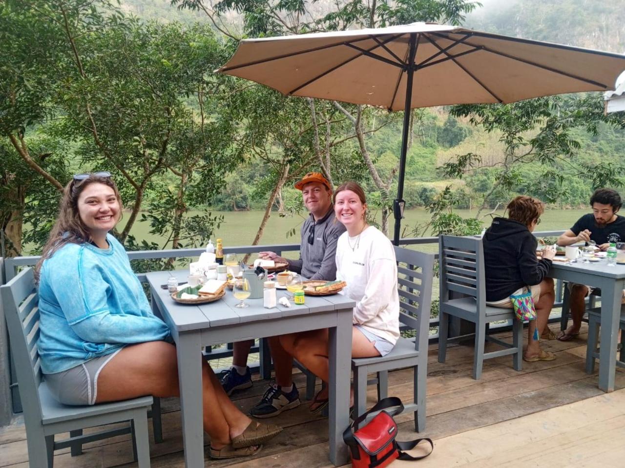 Dokchampa River View Villa Nong Khiaw Екстер'єр фото