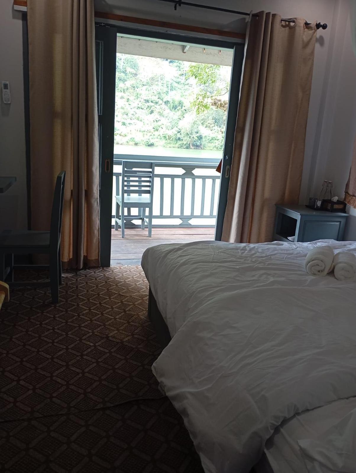 Dokchampa River View Villa Nong Khiaw Екстер'єр фото